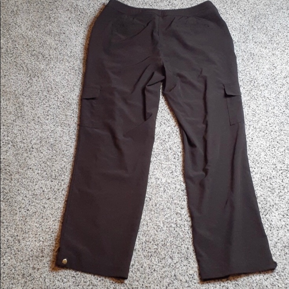 Chicos Zenergy Cargo Pants Lightweight